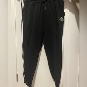 Adidas: Joggers